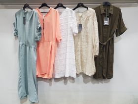 5 PIECE MIXED BRAND NEW CLOTHING LOT CONTAINING 2 X ZYGA DRESSES, 2 X ANIA SCHIERHOLT DRESSES AND