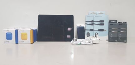 14 PIECE MIXED LOT CONTAINING 1 X APPLE IPAD 4TH GEN 32GB STORAGE, 2X STEREO SPLITTER, 2X 3.5MM JACK