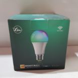 50 X BRAND NEW PACK OF 4 SMART BULBS 10 W / MULTICOLOURED / COMPATIBLE WITH AMAZON ALEXA AND