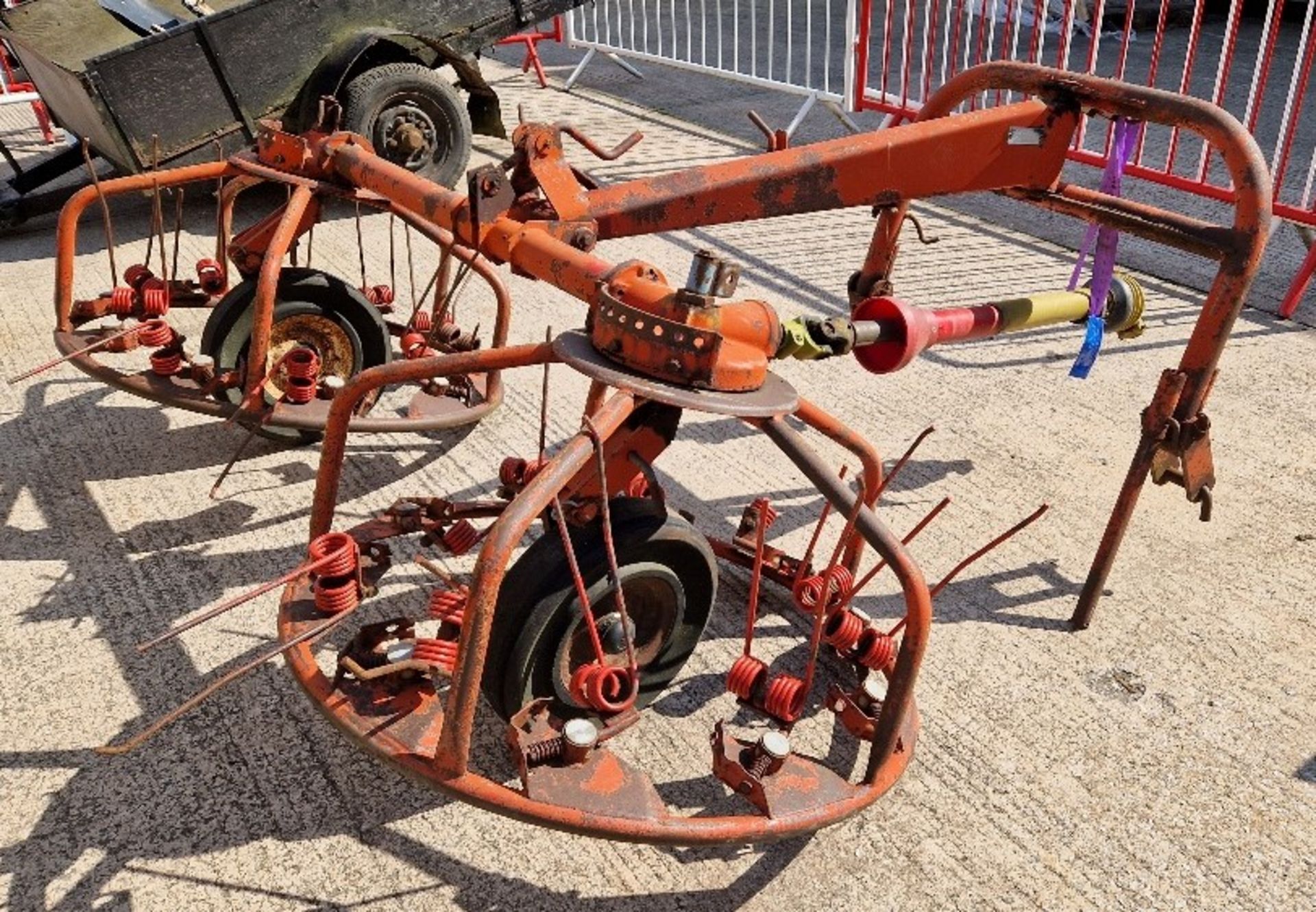 TWIN ROTOR HAYBOB