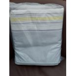 250 X BRAND NEW ( 140 X 207 CM ) POLLYCOTTON YARN DYED DUVET COVERS - IN 10 BOXES