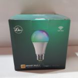 50 X BRAND NEW PACK OF 4 SMART BULBS 10 W / MULTICOLOURED / COMPATIBLE WITH AMAZON ALEXA AND