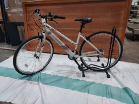 1 X APOLLO EXCELLE BIKE, 18 GEARS, 46CM FRAME SIZE