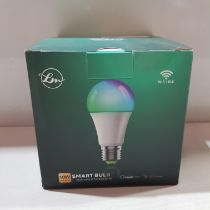 50 X BRAND NEW PACK OF 4 SMART BULBS 10 W / MULTICOLOURED / COMPATIBLE WITH AMAZON ALEXA AND