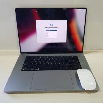 1 X APPLE MACBOOK PRO ( MODEL : A2485 ) / 16 INCH SCREEN / APPLE M1 PRO CHIP / 512 GB SSD /