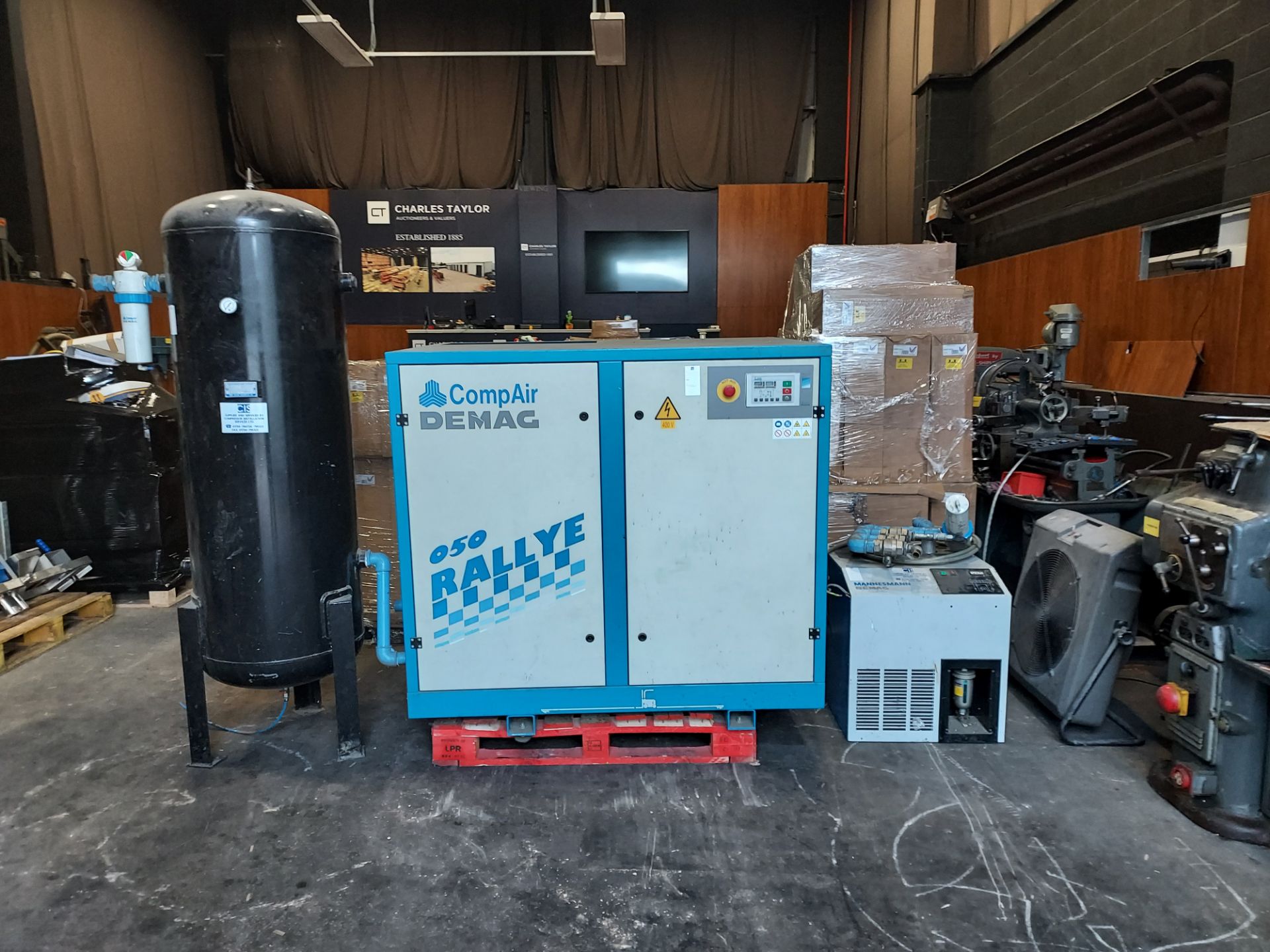 COMPRESSOR UNIT CONTAINING 3 STAND ALONE UNITS TO INC - -COMP AIR DEMAG 050 RALLYE (TYPE-RA-050) DOM