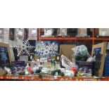 300 + BRAND NEW MIXED PREMIER CHRISTMAS LOT CONTAINING 73 CM DIGITAL HANGING SNOWFLAKE / 90 CM