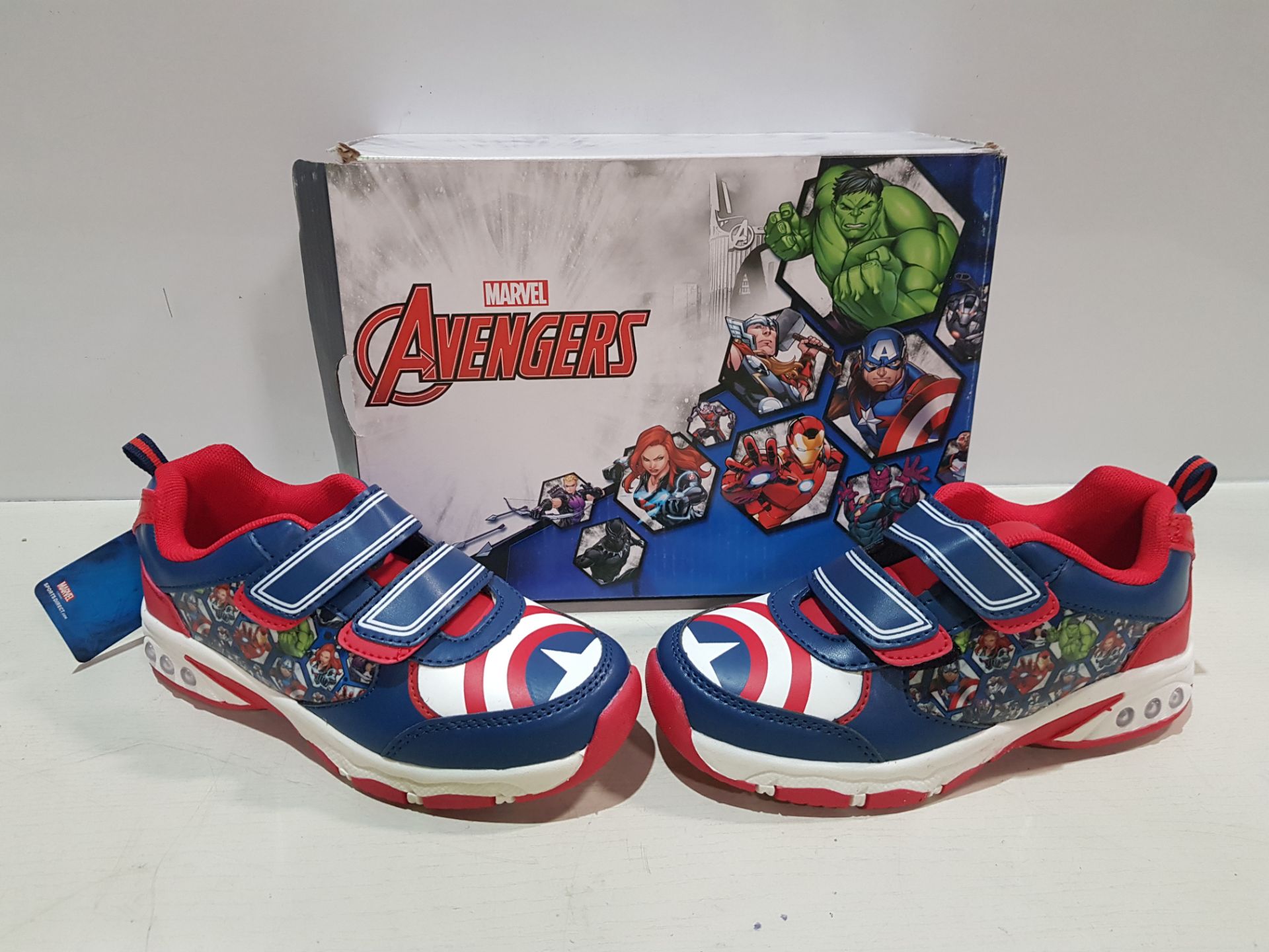 7 X BRAND NEW MARVEL AVENGERS INFANT TRAINERS IN SIZES C13 AND UK1 (PLEASE NOTE SOME BOXES