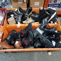 50 X MIXED SHOE LOT CONTAINING JACK WILLS SHOES - GIORGIO BROGUES - SLAZENGER TRAINERS - CMP BOOTS -