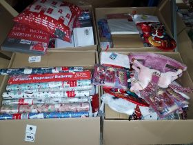 200+ PIECE CHRISTMAS LOT CONTAINING CHRISTMAS DUVET SETS , MICKEY MOUSE STOCKINGS , GIFT WRAPPING