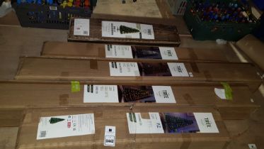 5 PIECE LOT CONTAINING 1 PRE LIT BRECKENRIDGE XMESS TREE 5FT , AND 4 FIBRE-OPTIC TREE'S (NOTE