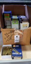 3300 X BRAND NEW JOHN GEORGE UNIVERSAL ZINC AN YELLOW PASSIVATED SINGLE THREAD SCREWS ( 5.0 X 80