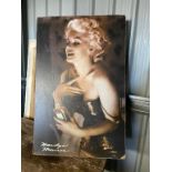 MARILYN MONROE PHOTO **COLLECTION FROM CROYDEN NO PACKAGING SERVICE**