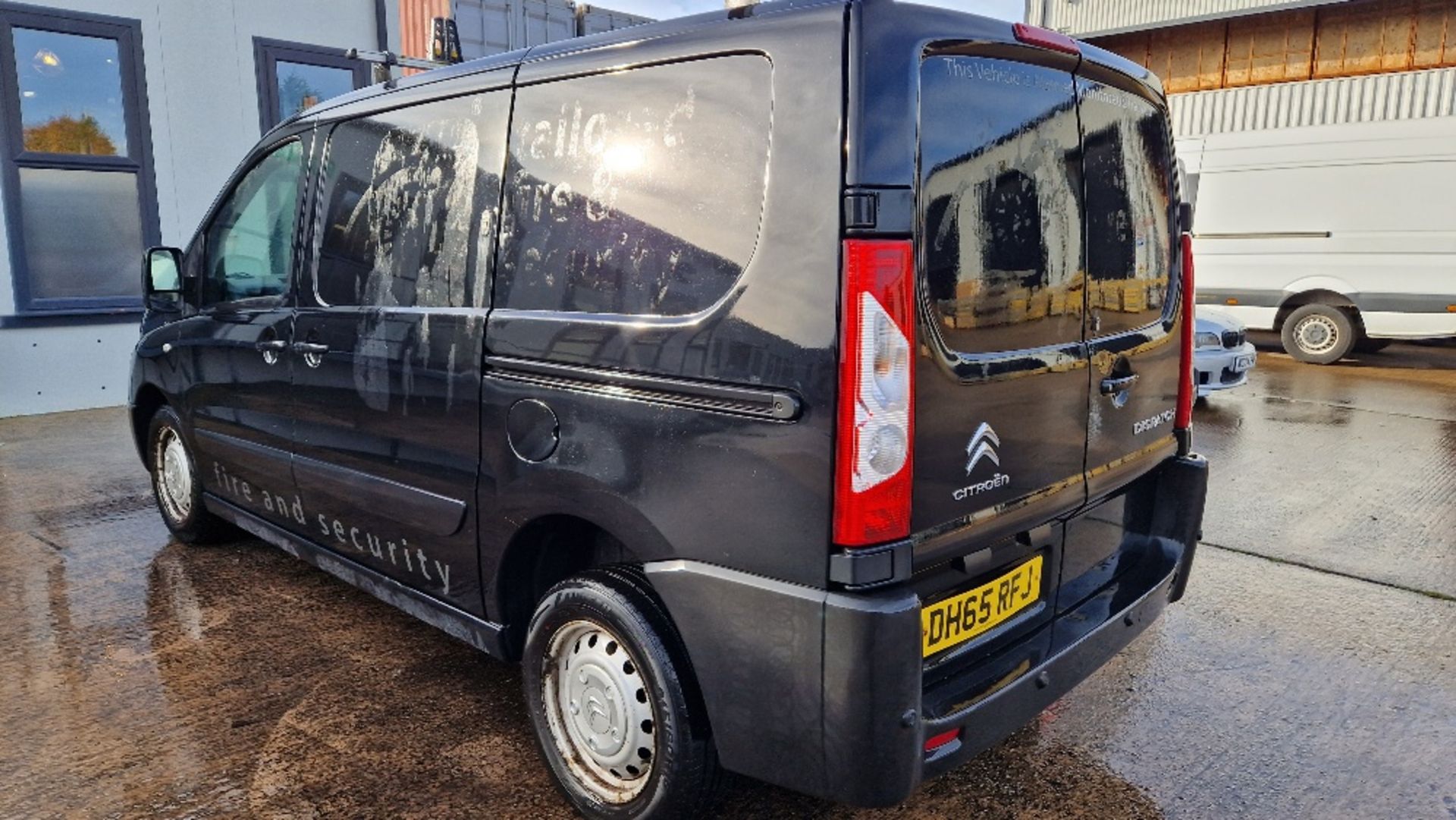 BLACK CITROEN DISPATCH 1000 L1H1 ENTERPRISE DIESEL PANEL VAN 1560CC FIRST REGISTERED 24/2/2016 - Image 3 of 7