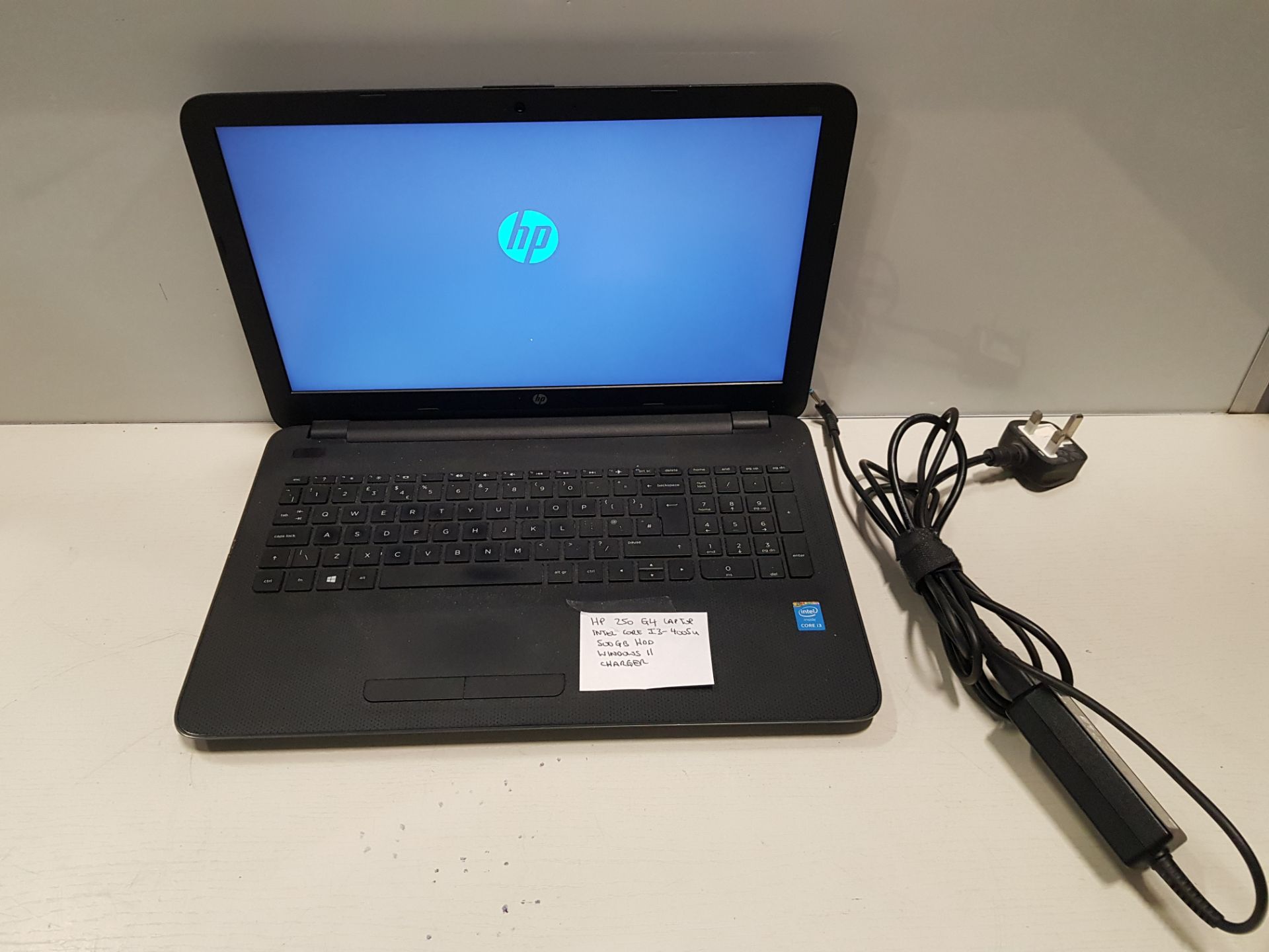 HP 250 G4 LAPTOP INTEL CORE I3-4005U 500GB HDD WINDOWS 11 CHARGER