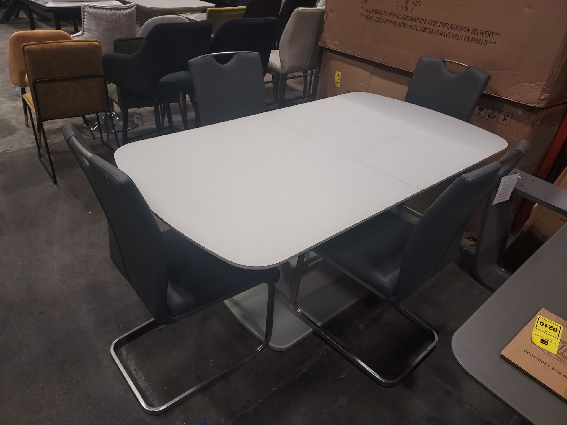 1 X LAZZARO DINING TABLE IN LIGHT GREY EXTENDING 1600/2000 X 900mm WITH 4 X LEATHER DINING CHAIRS (