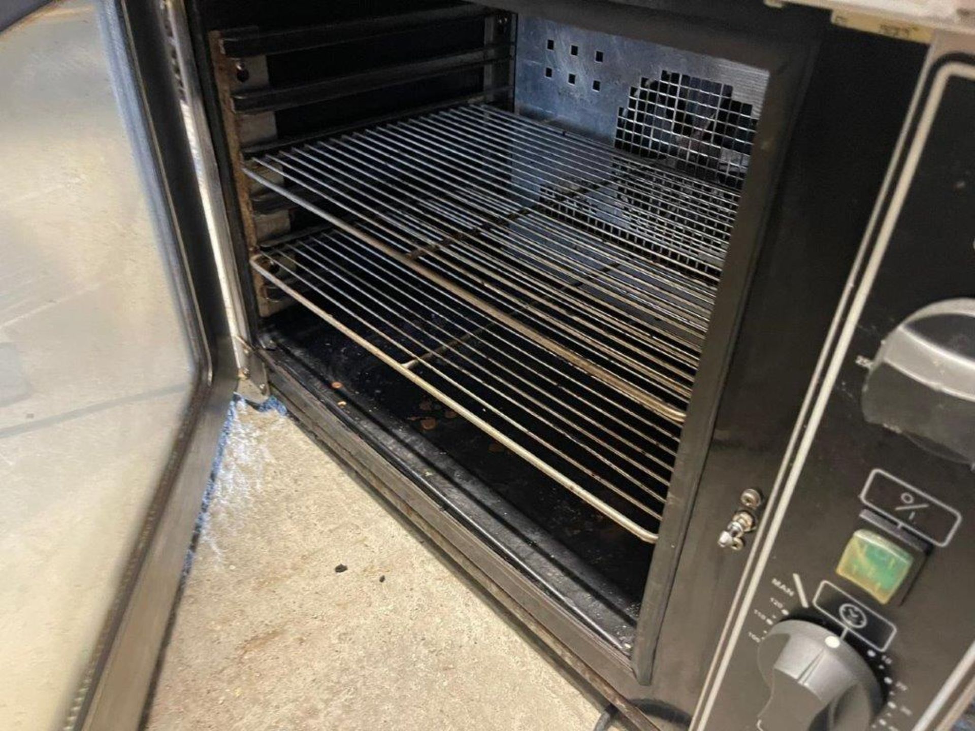 PKL COUNTER TOP FAN ASSITED OVEN (ITEMS LOCATED IN CROYDON AND WILL NEED TO BE COLLECTED IN PERSON - Image 3 of 3