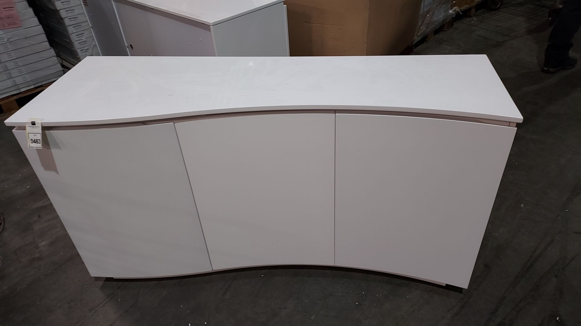 1 X LAZZARO SIDEBOARD IN WHITE WITH LED STRIP LIGHTS - SIZE 150 X 50 X 81CM (PLEASE NOTE CUSTOMER