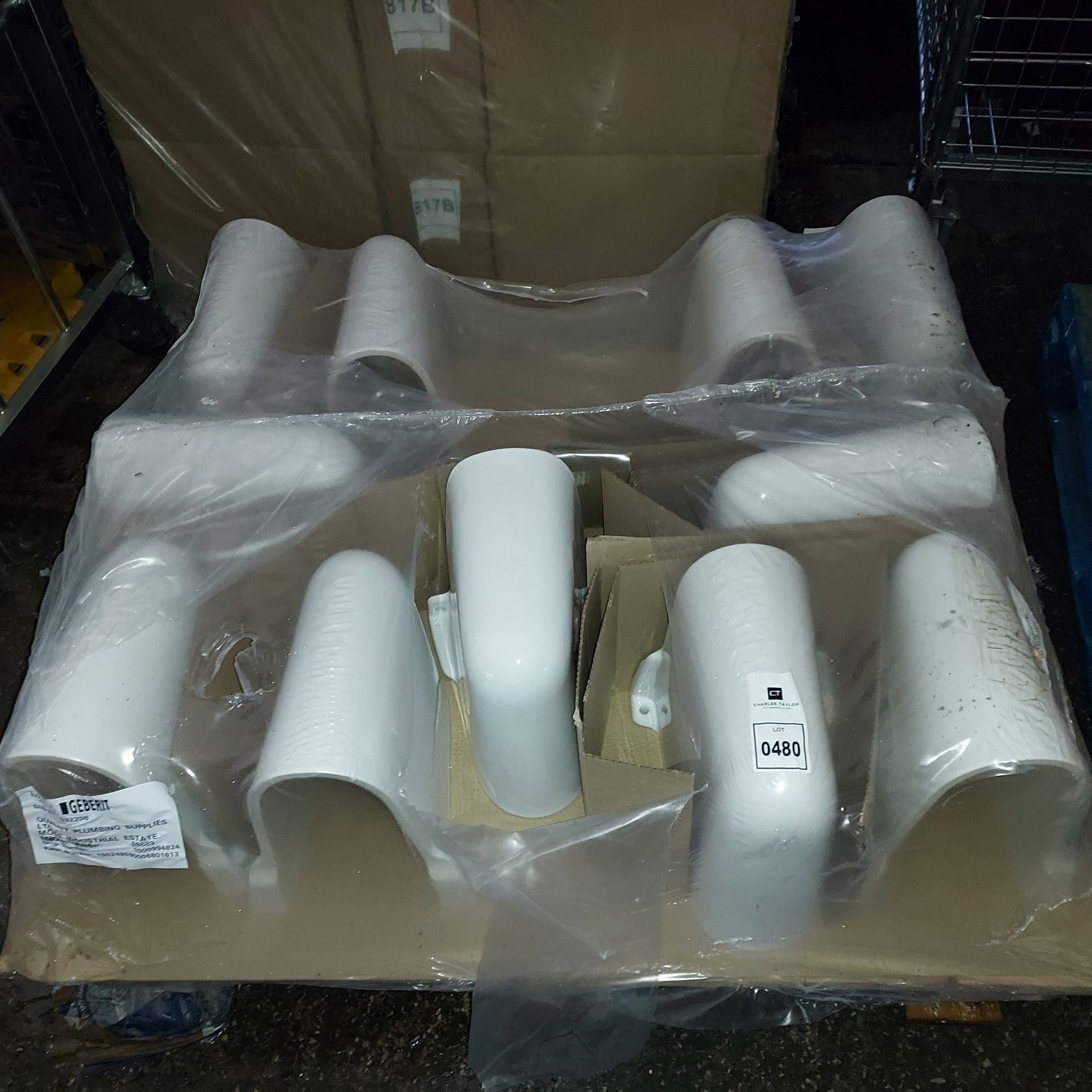 11 X BRAND NEW TWYFORD ALCONA HALF PEDESTAL IN WHITE (AR4960WH) - ON 1 PLT