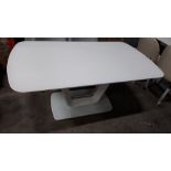 1 X BOXED LAZZARO DINING TABLE IN WHITE EXTENDING 1600/2000 X 900mm (PLEASE NOTE CUSTOMER RETURNS) -