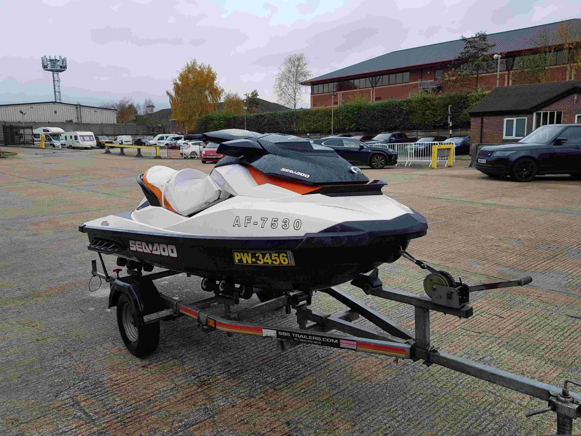 SEA DOO GTI-130 IBR - INTELLIGENT BRAKE & REVERSE ROTAX 4-TEC 2 PERSONS JET SKI WITH AN SBS TOWING - Image 4 of 6