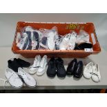 30 X PAIRS OF MIXED ADULT BOOT'S CONTAINING SOVIET BUX VAMP BOOTS IN WHITE/NAVY SIZE 11 , WIDE FIT