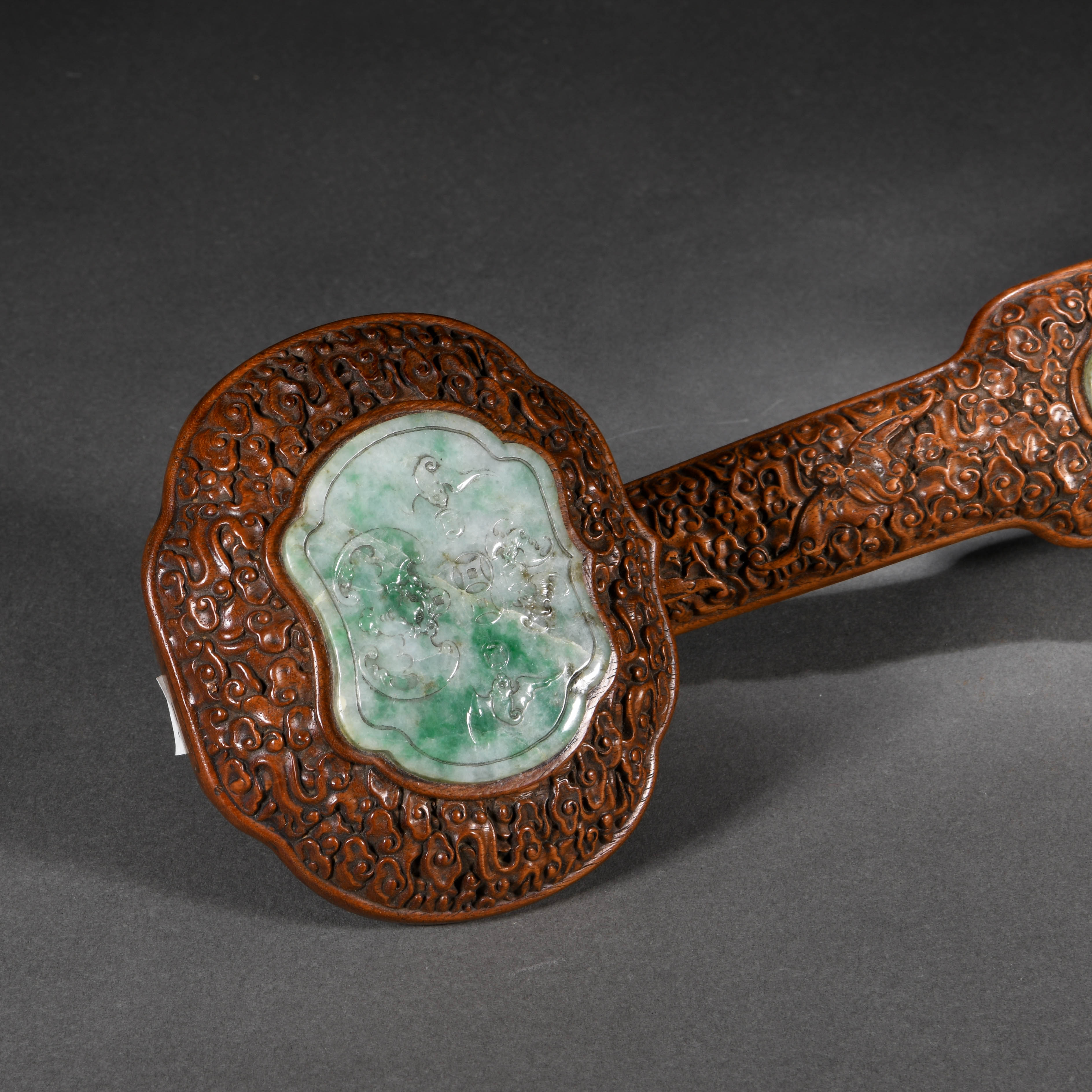 A Chinese Jadeite Inlaid Boxwood Ruyi Scepter - Image 9 of 13