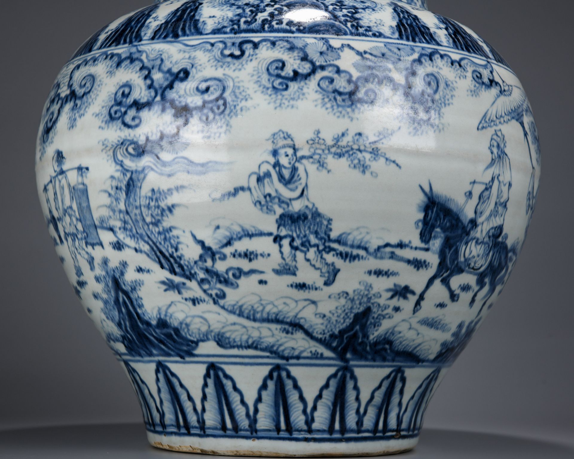 A Chinese Blue and White Figural Story Jar - Image 8 of 11