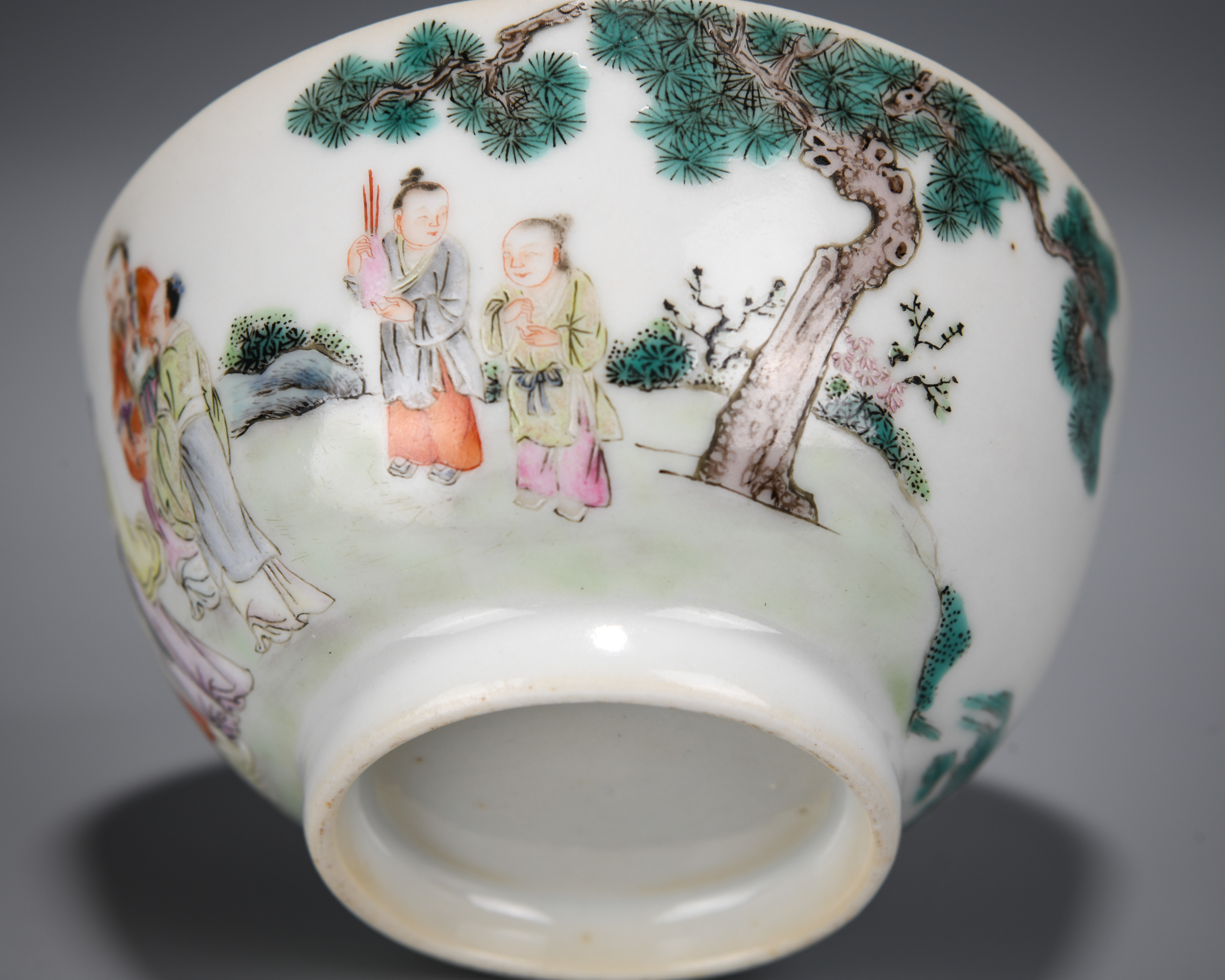 A Chinese Famille Rose Figural Story Bowl - Image 11 of 12