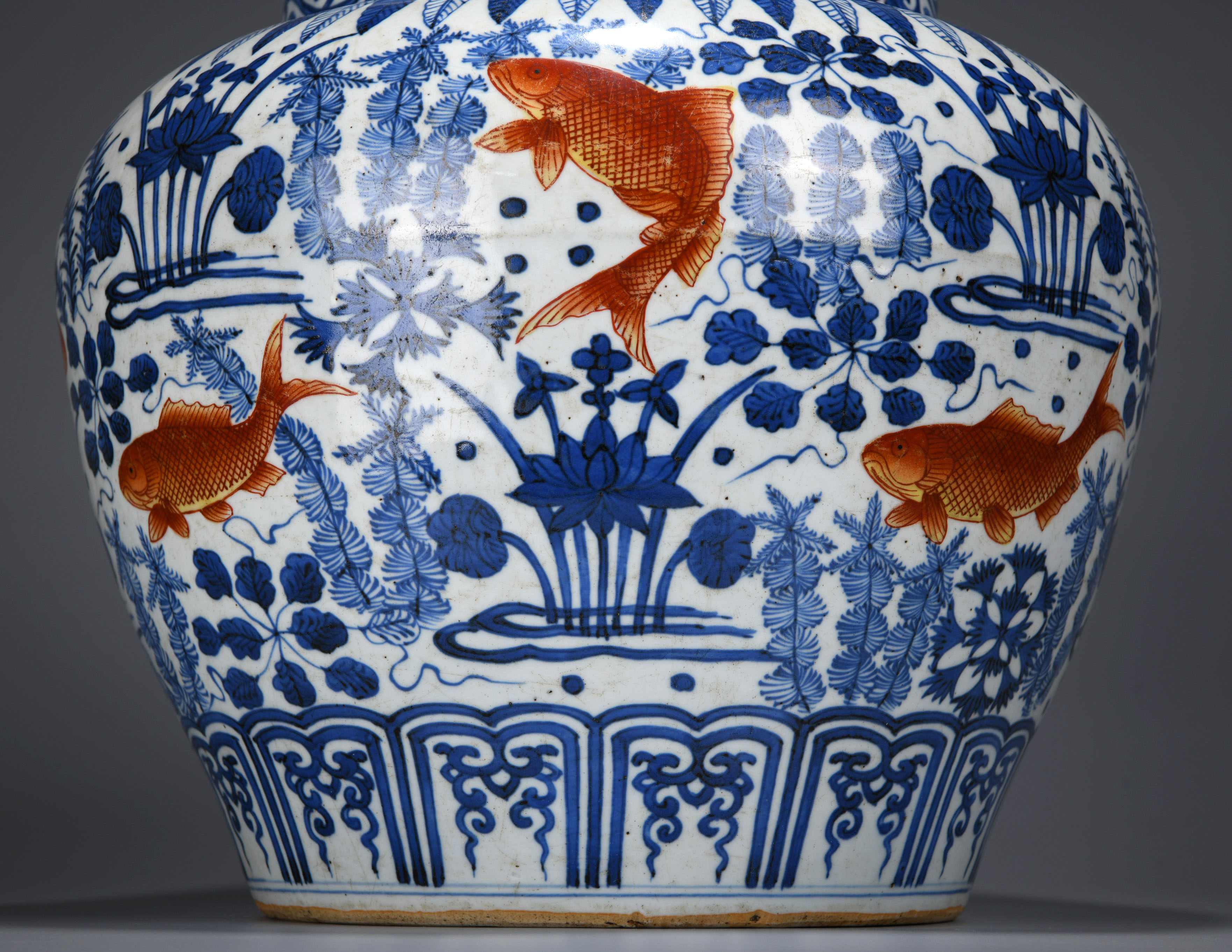 A Chinese Blue and White Lotus Pond Jar - Image 6 of 18