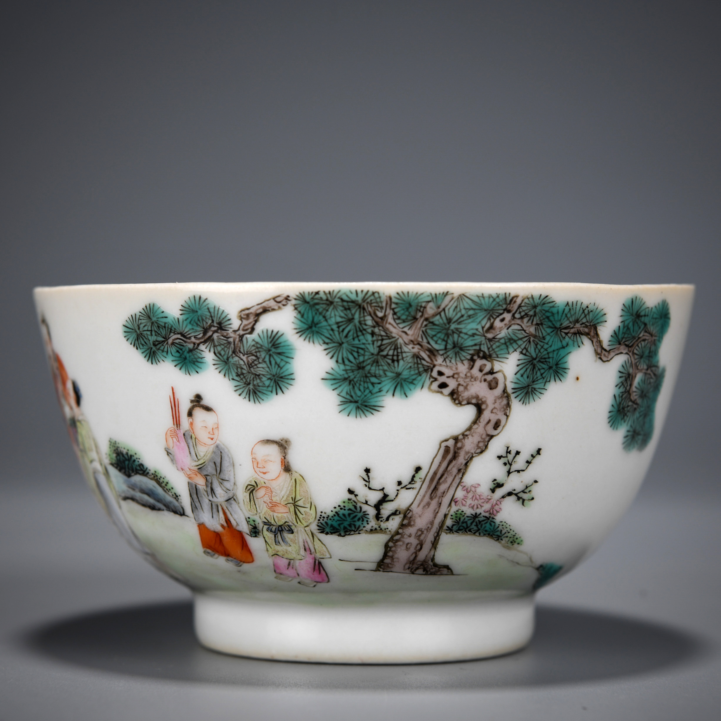 A Chinese Famille Rose Figural Story Bowl - Image 5 of 12