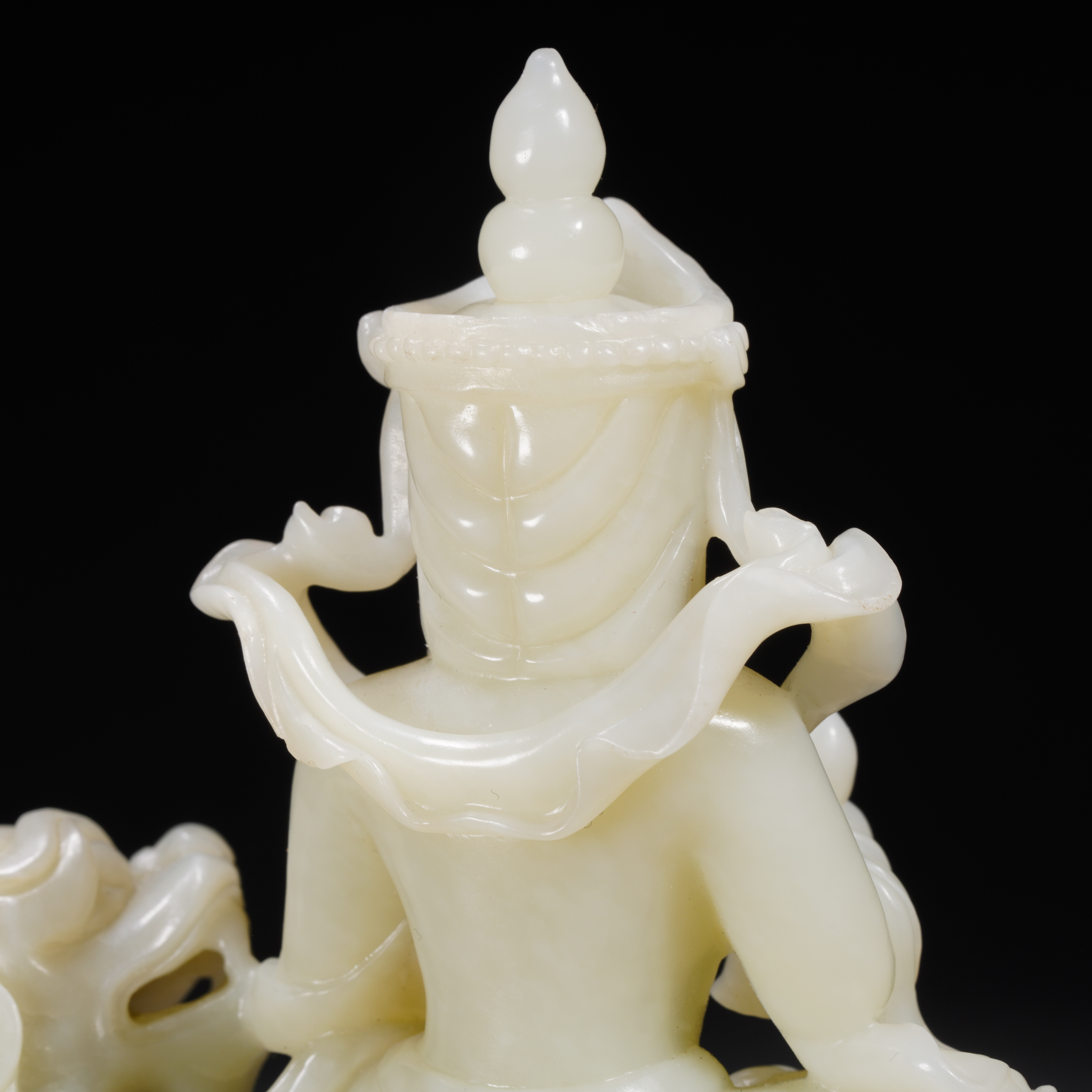 A Chinese Carved White Jade Bodhisattva with Lion - Image 12 of 13