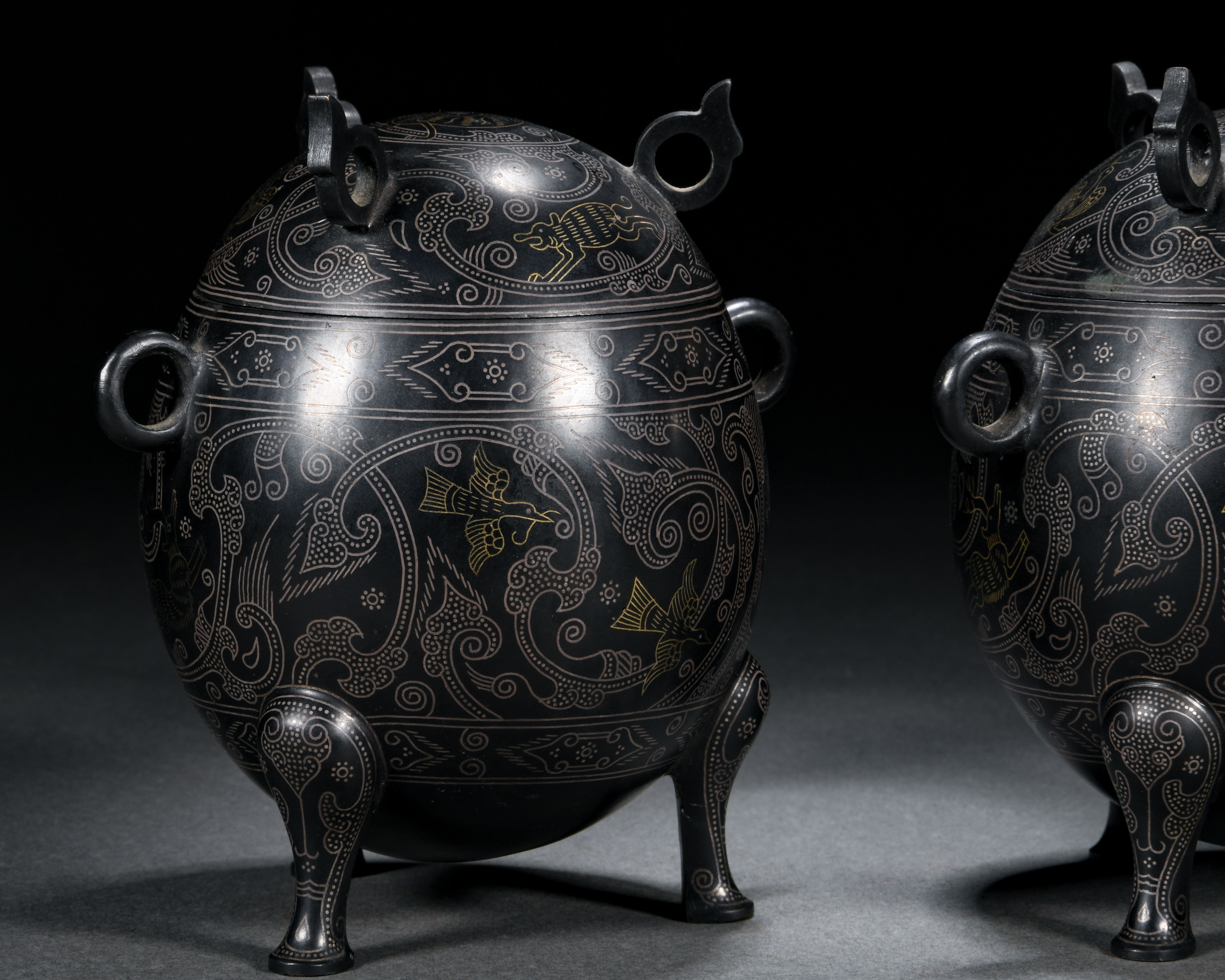 A Chinese Gold and Silver Decorated Vessels Dou - Image 4 of 9