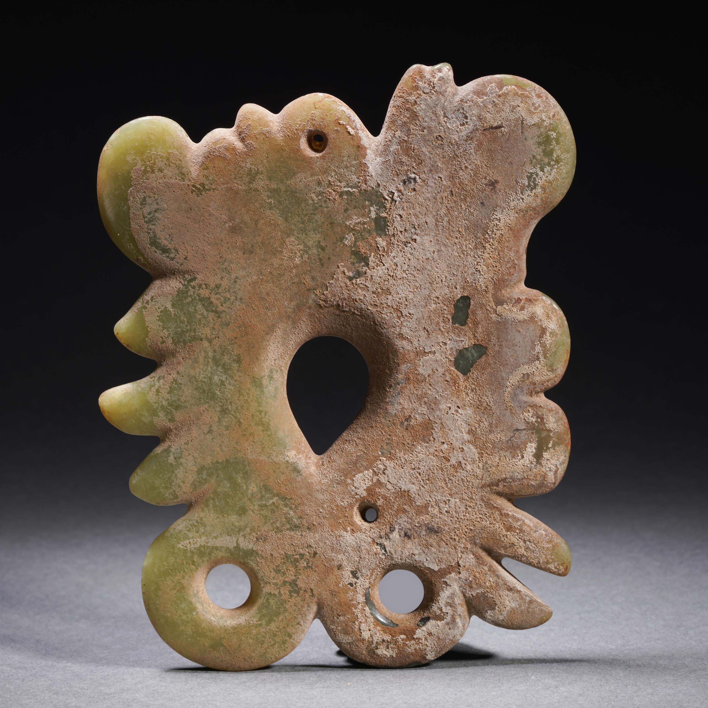A Chinese Carved Celadon Jade Ornament - Image 6 of 7