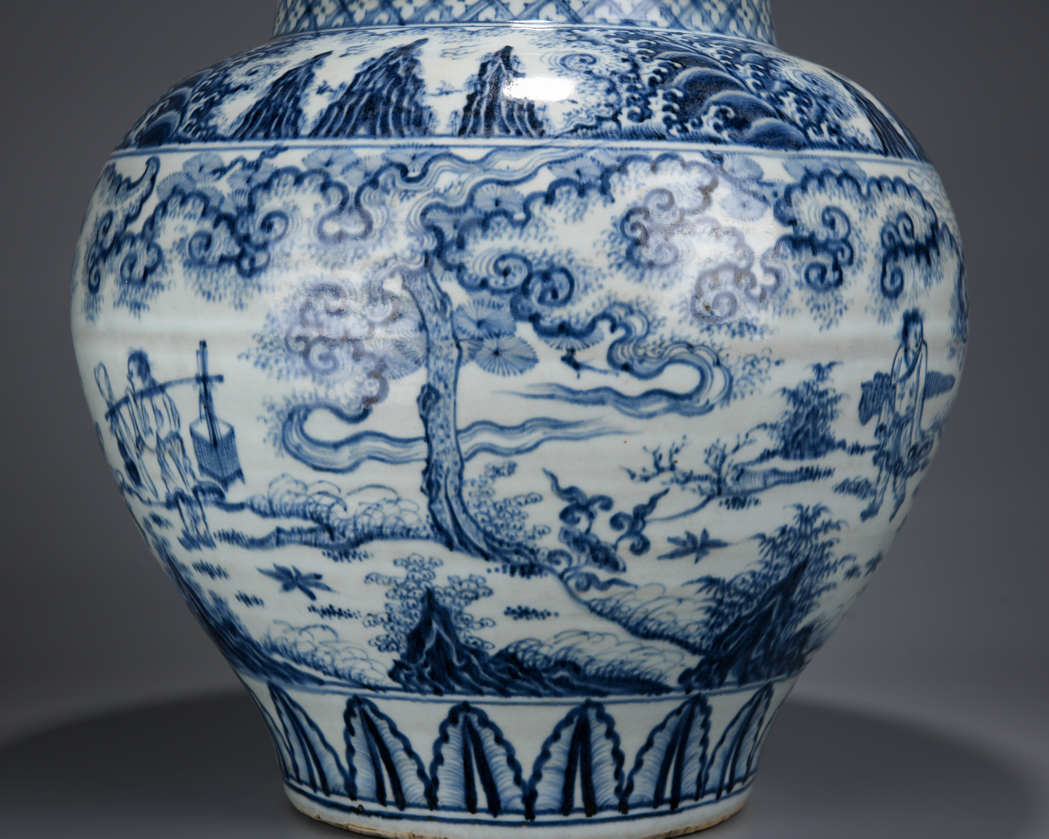 A Chinese Blue and White Figural Story Jar - Image 5 of 11