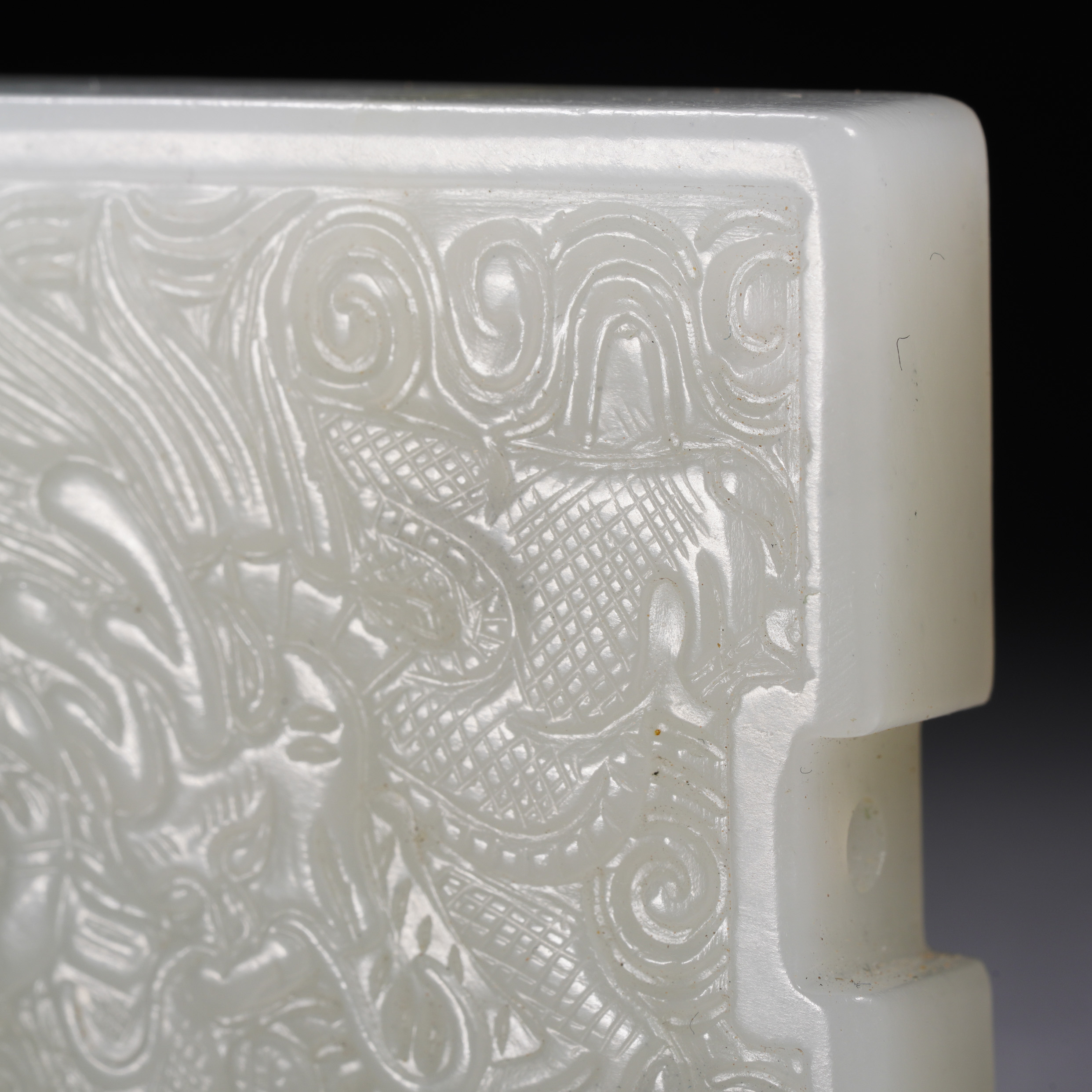 A Chinese Carved White Jade Dragon Plaque - Image 3 of 7