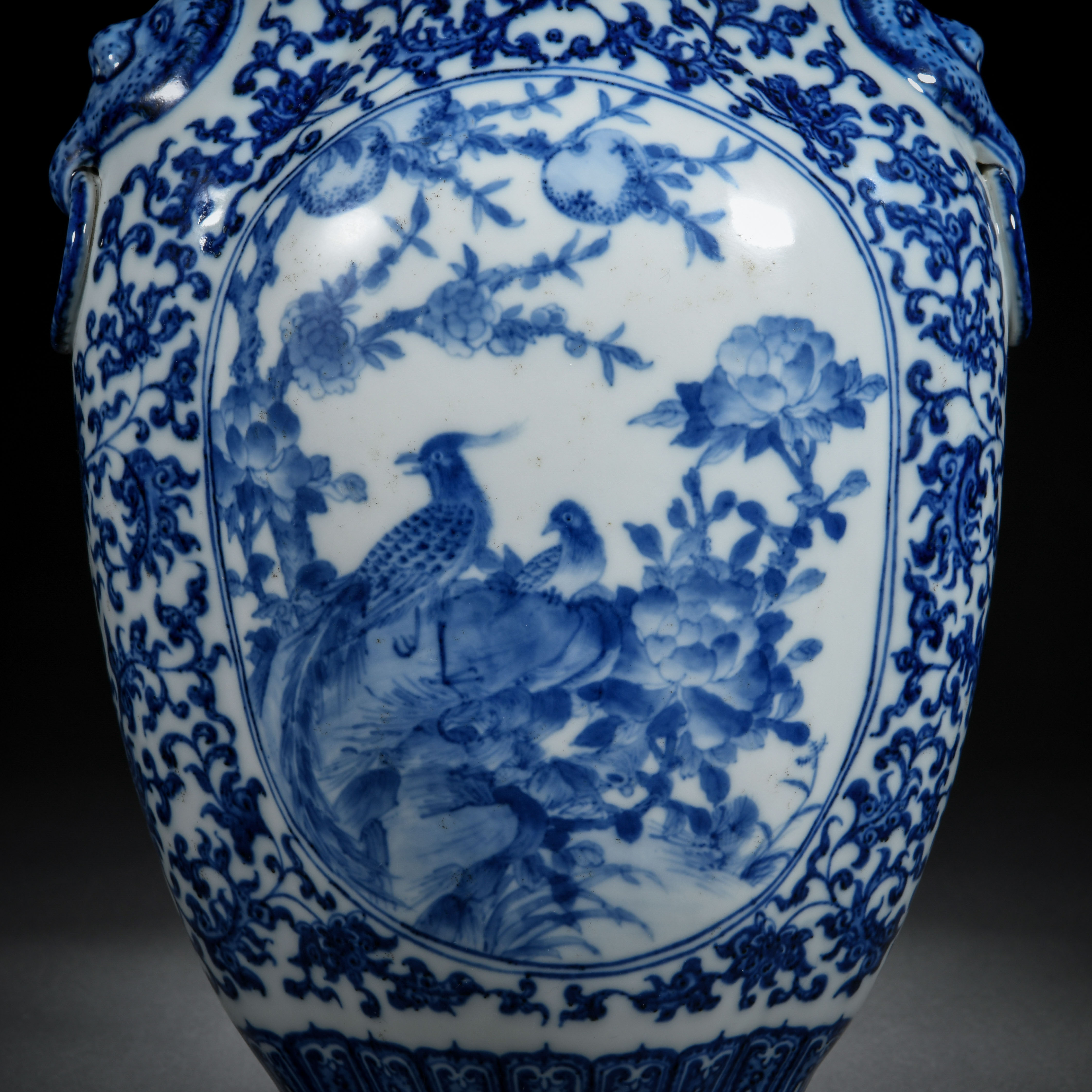 A Chinese Blue and White Pheasants Vase - Image 4 of 10