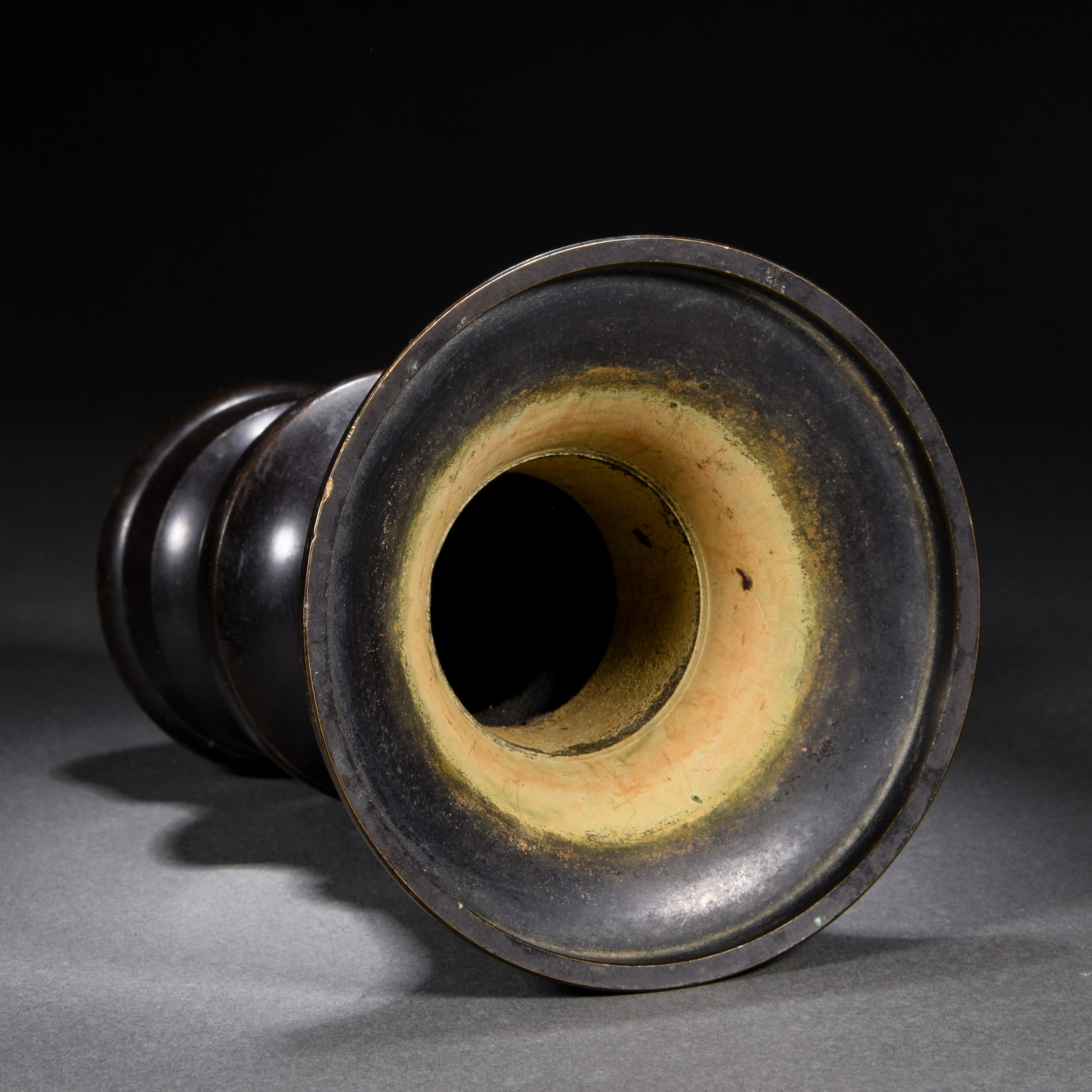 A Chinese Bronze Beaker Vase Gu - Image 6 of 7