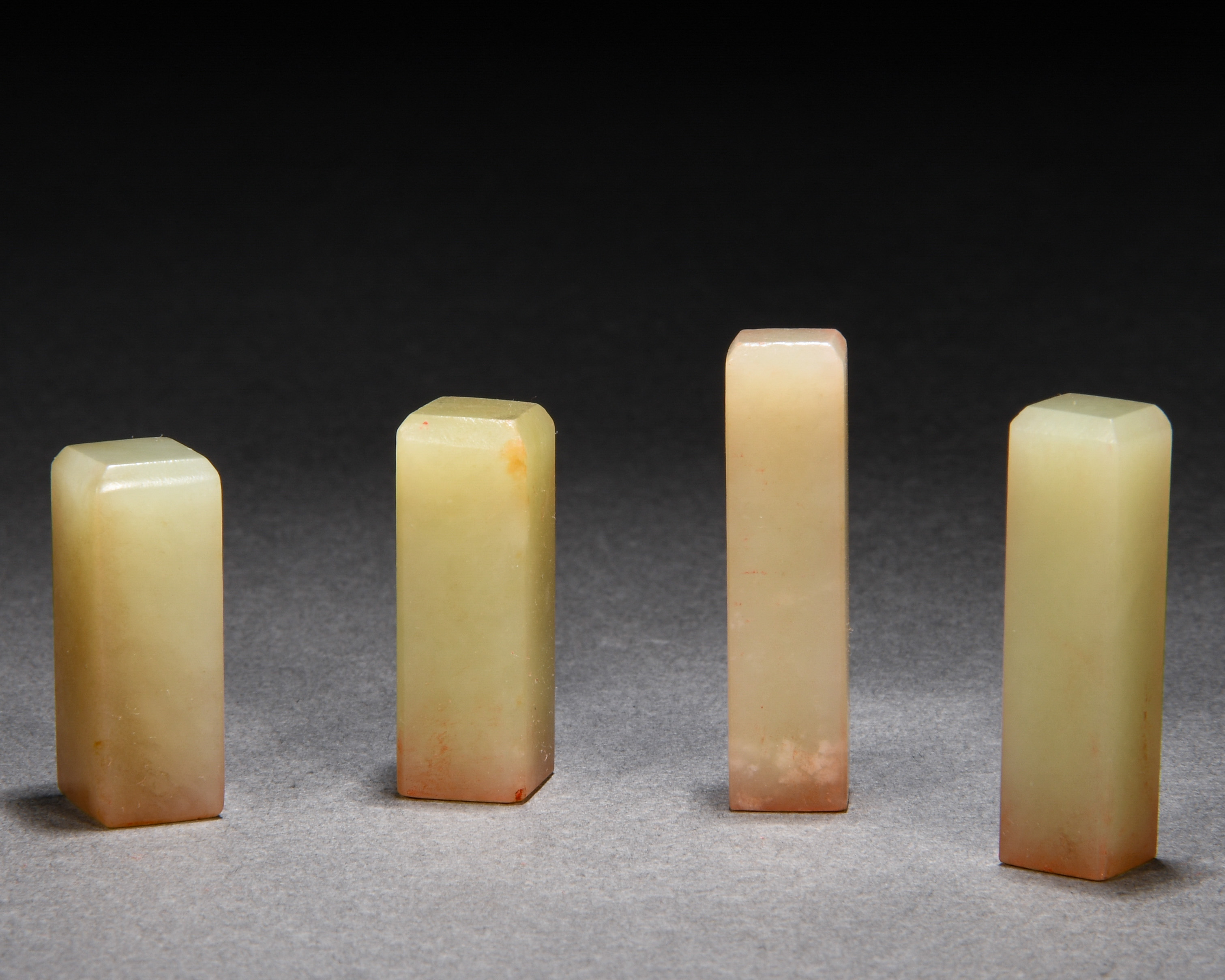 A Set of Four Chinese Carved Jade Seals - Image 4 of 7