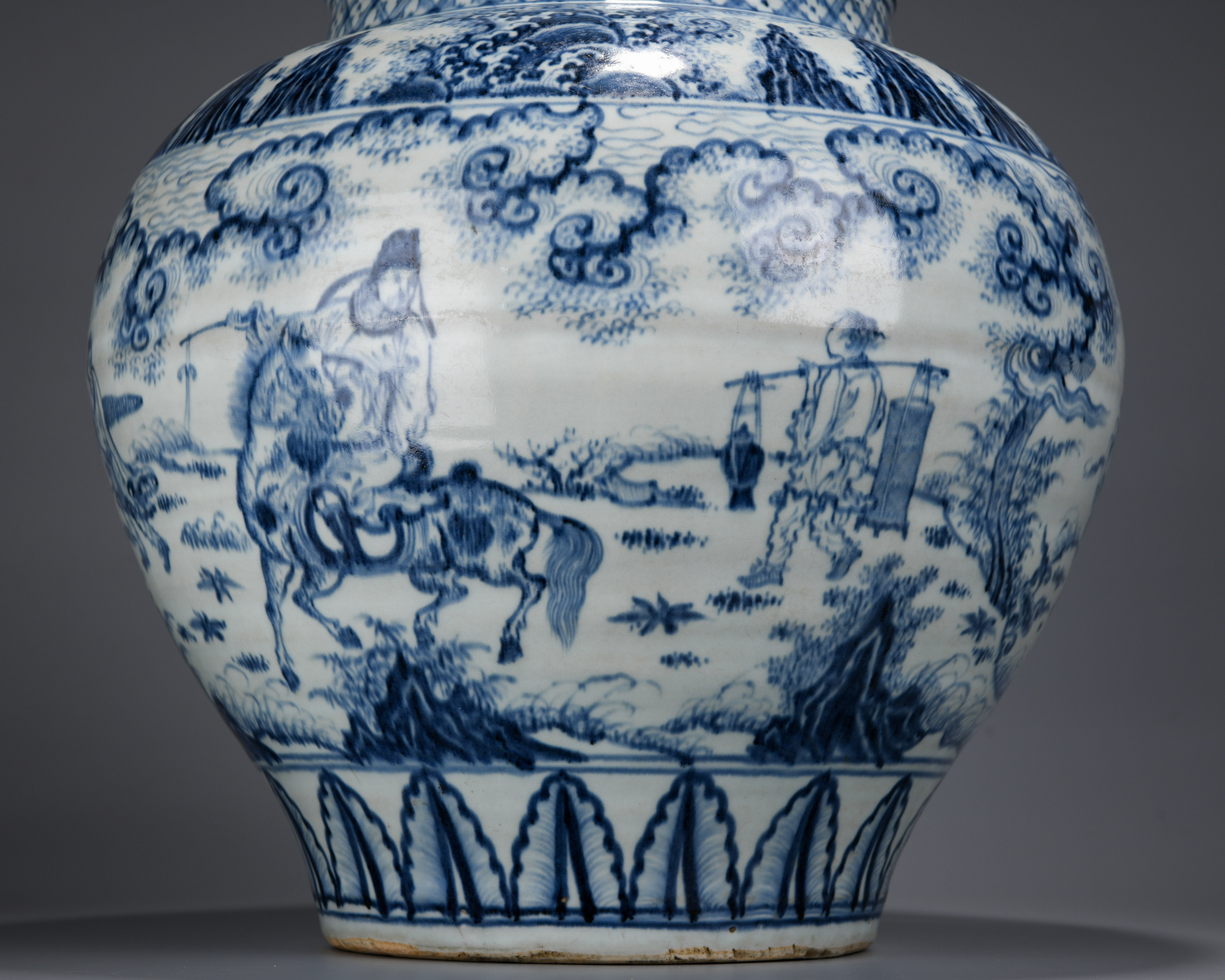 A Chinese Blue and White Figural Story Jar - Image 7 of 11