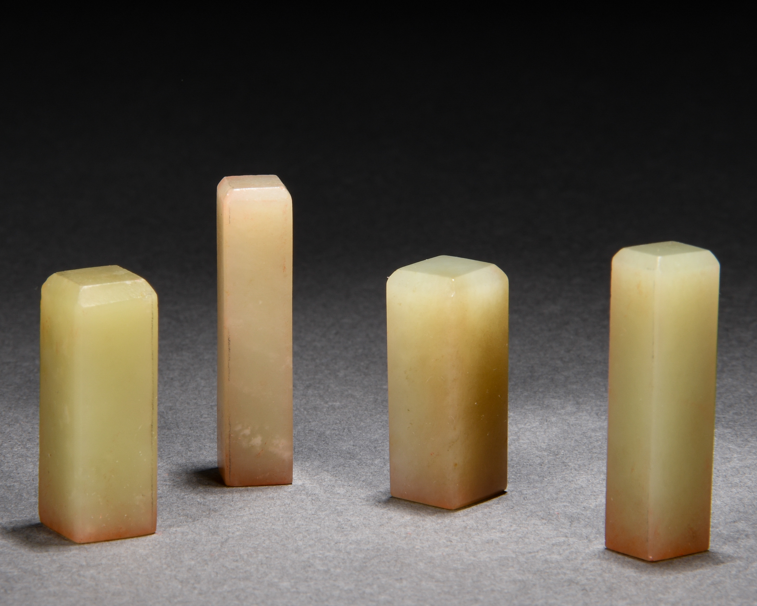 A Set of Four Chinese Carved Jade Seals - Image 6 of 7