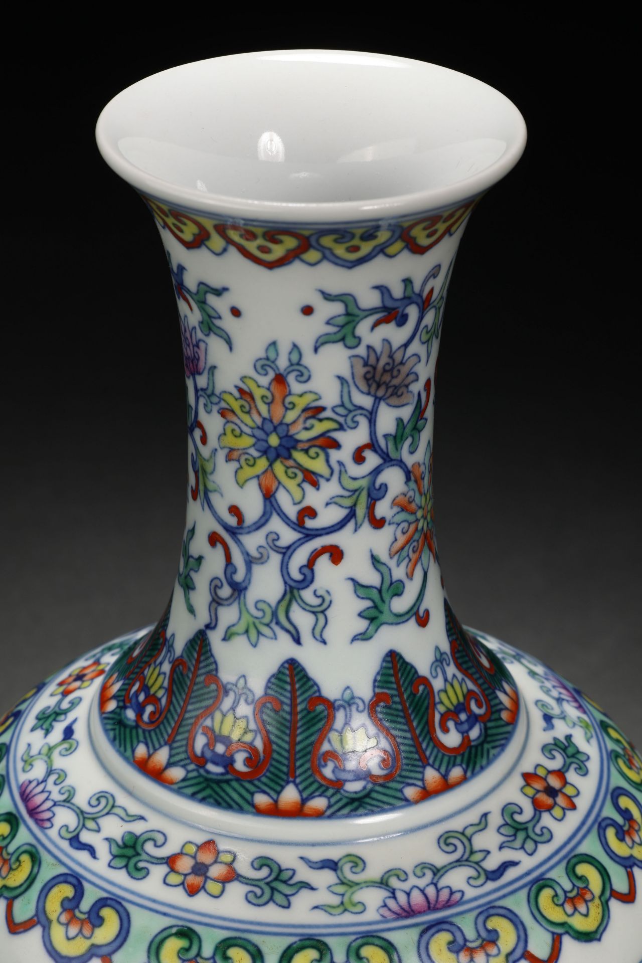 A Chinese Doucai Glaze Longevity Vase - Image 5 of 11