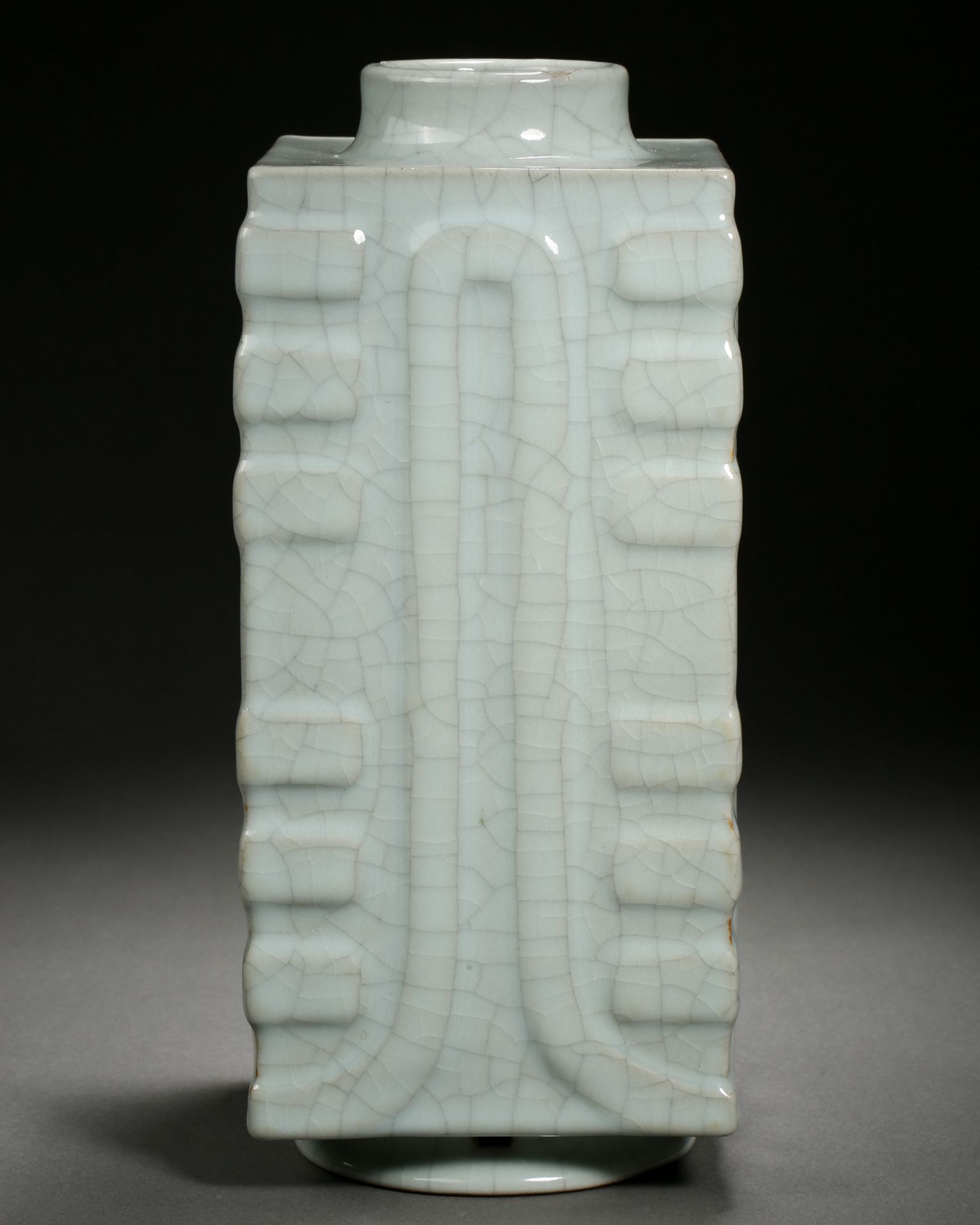 A Chinese Celadon Glaze Cong Vase - Bild 3 aus 9