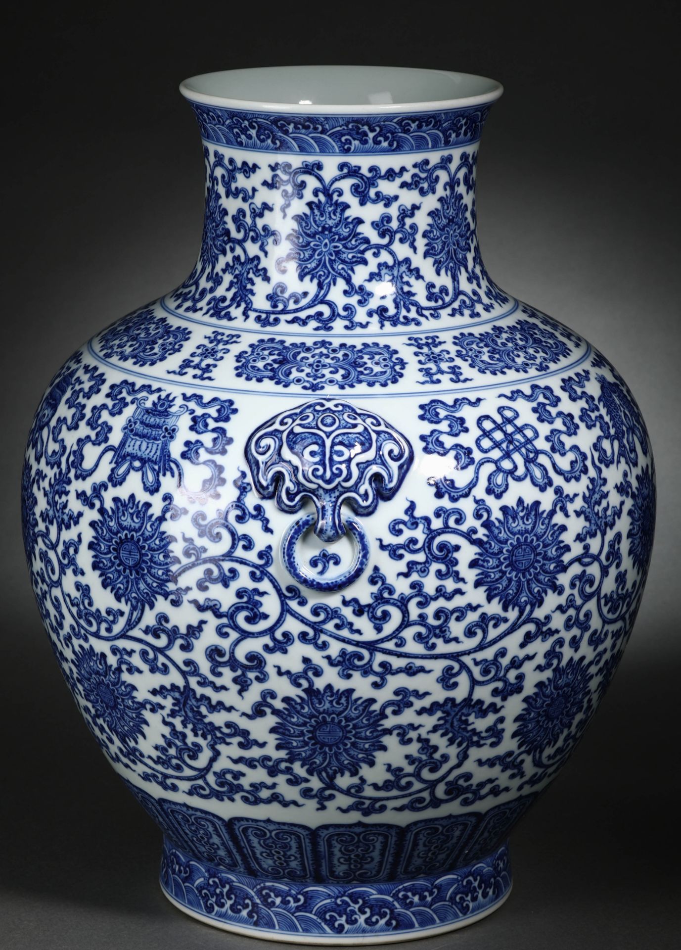 A Chinese Blue and White Lotus Scrolls Zun Vase - Image 8 of 15