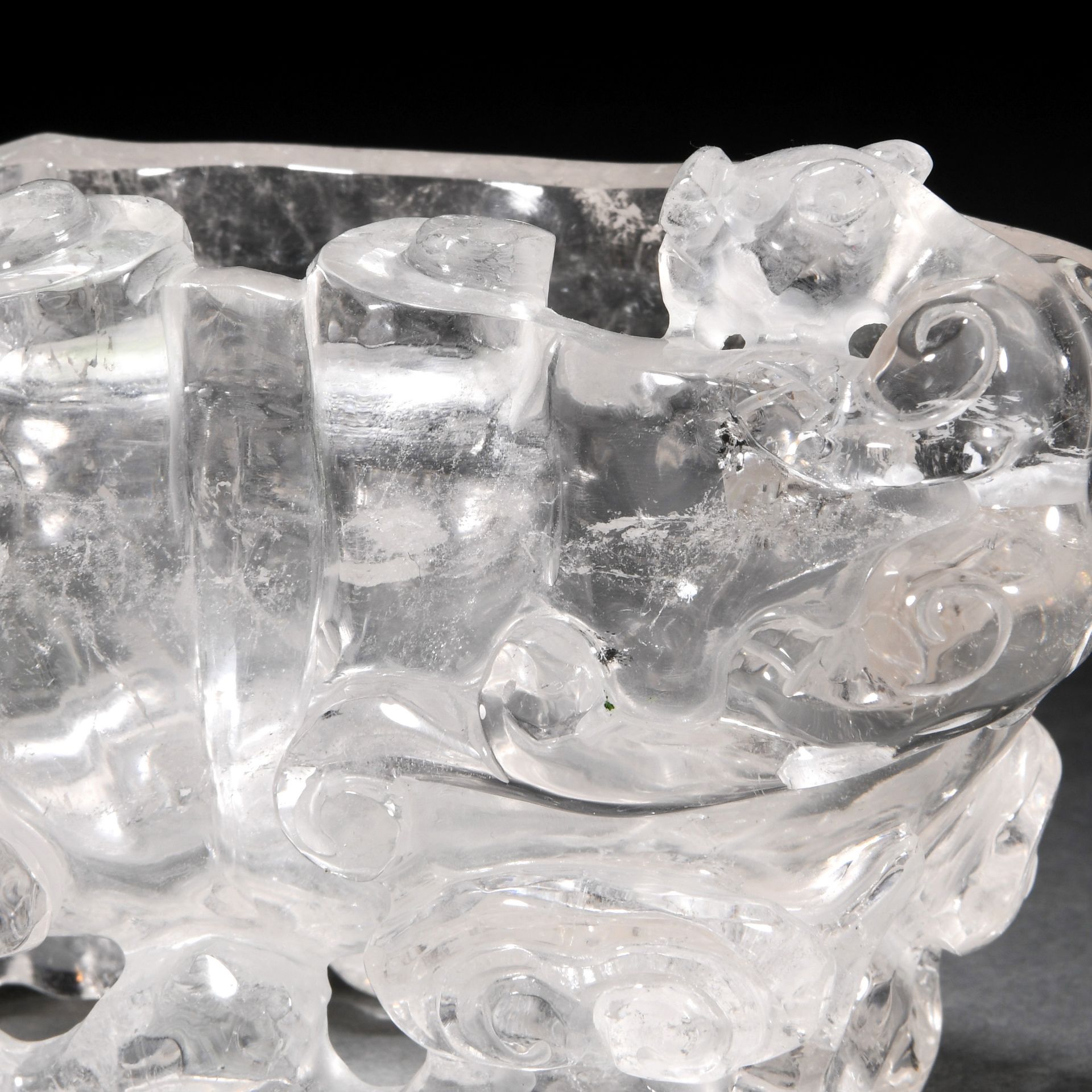 A Chinese Carved Rock Crystal Washer - Image 4 of 10