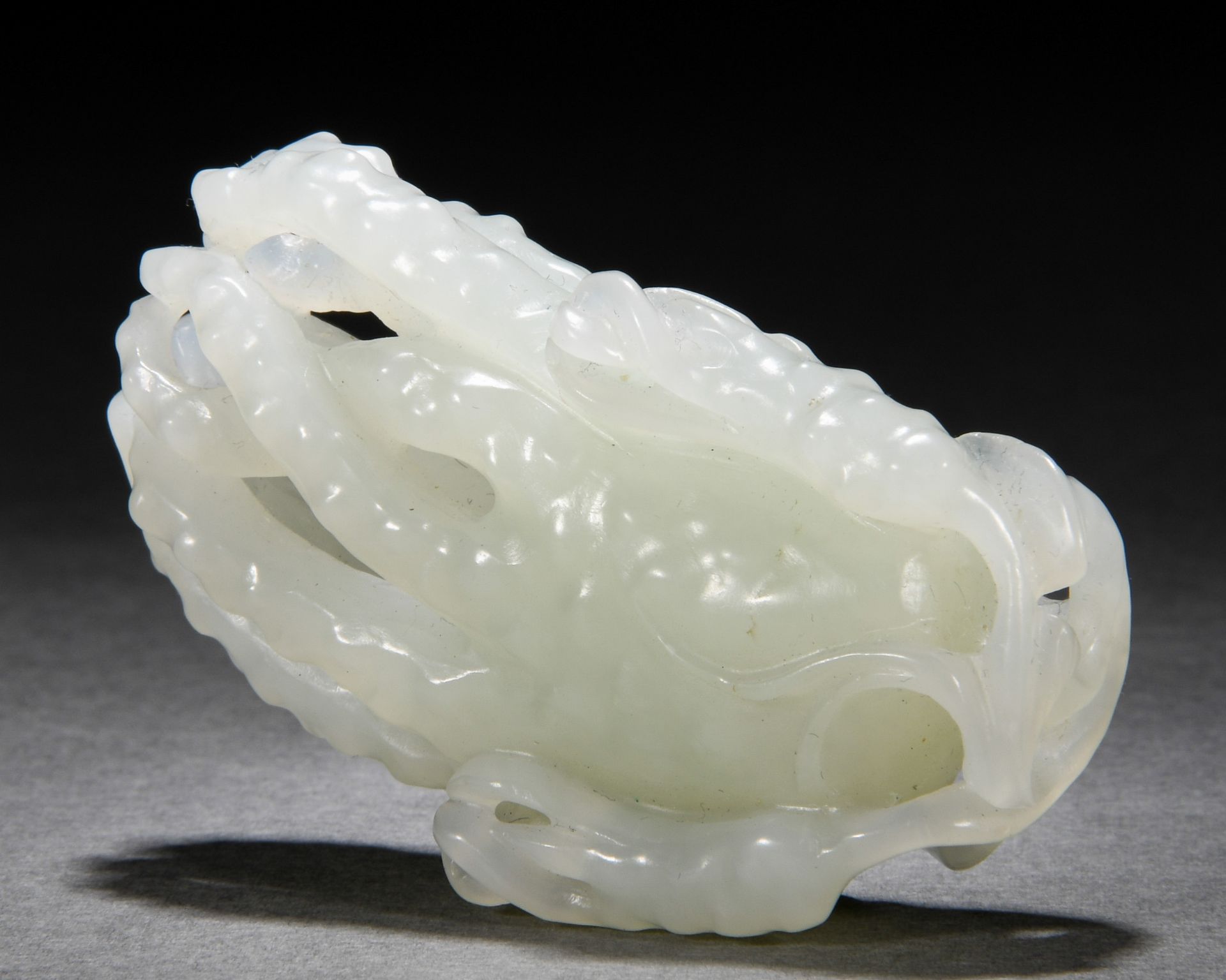 A Chinese Carved White Jade Fingered Citron - Image 5 of 6