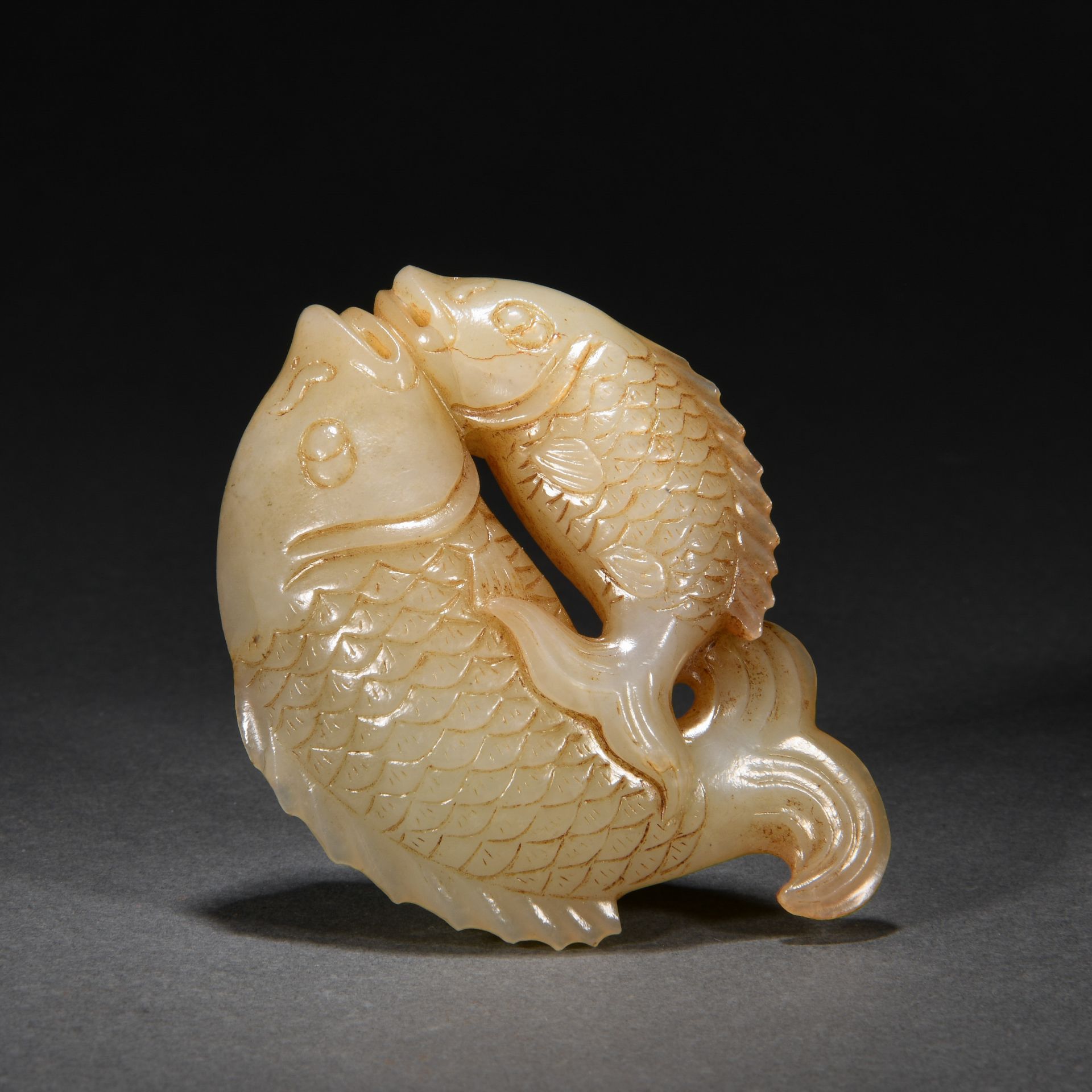 A Chinese Carved Jade Fishes Group - Image 4 of 6