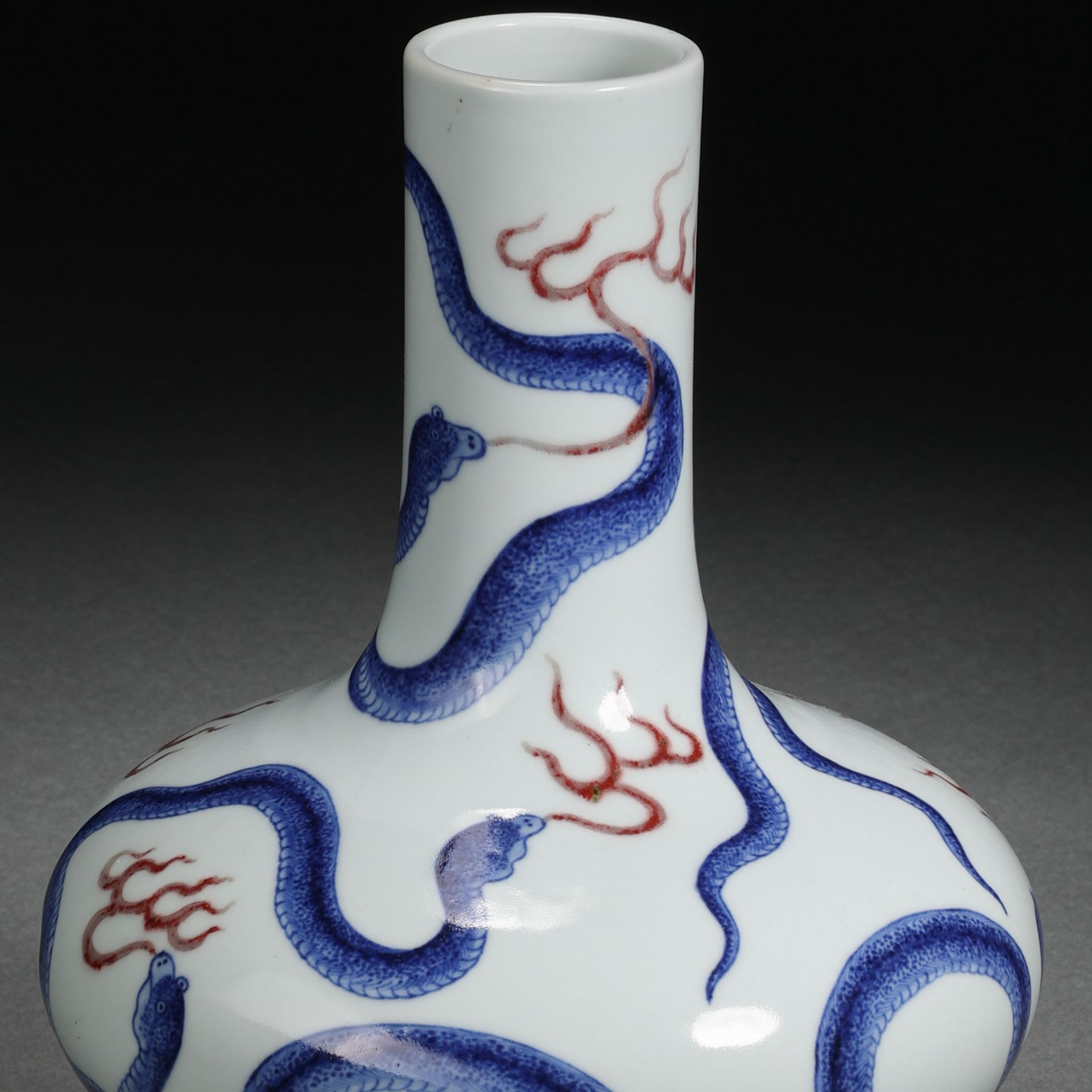 A Chinese Underglaze Blue and Copper Red Bottle Vase - Image 2 of 12