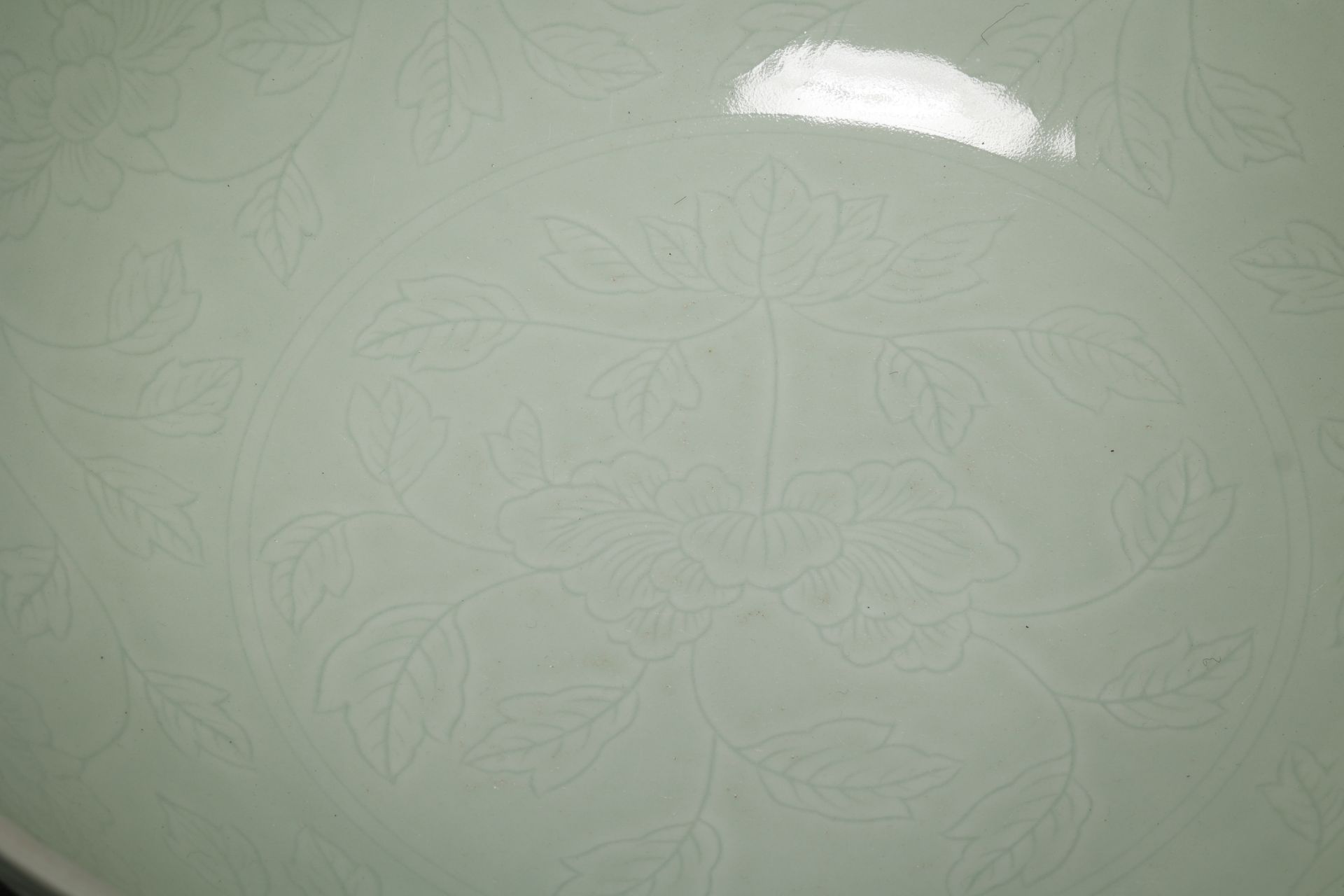 A Chinese Celadon Glaze Floral Bowl - Image 6 of 11