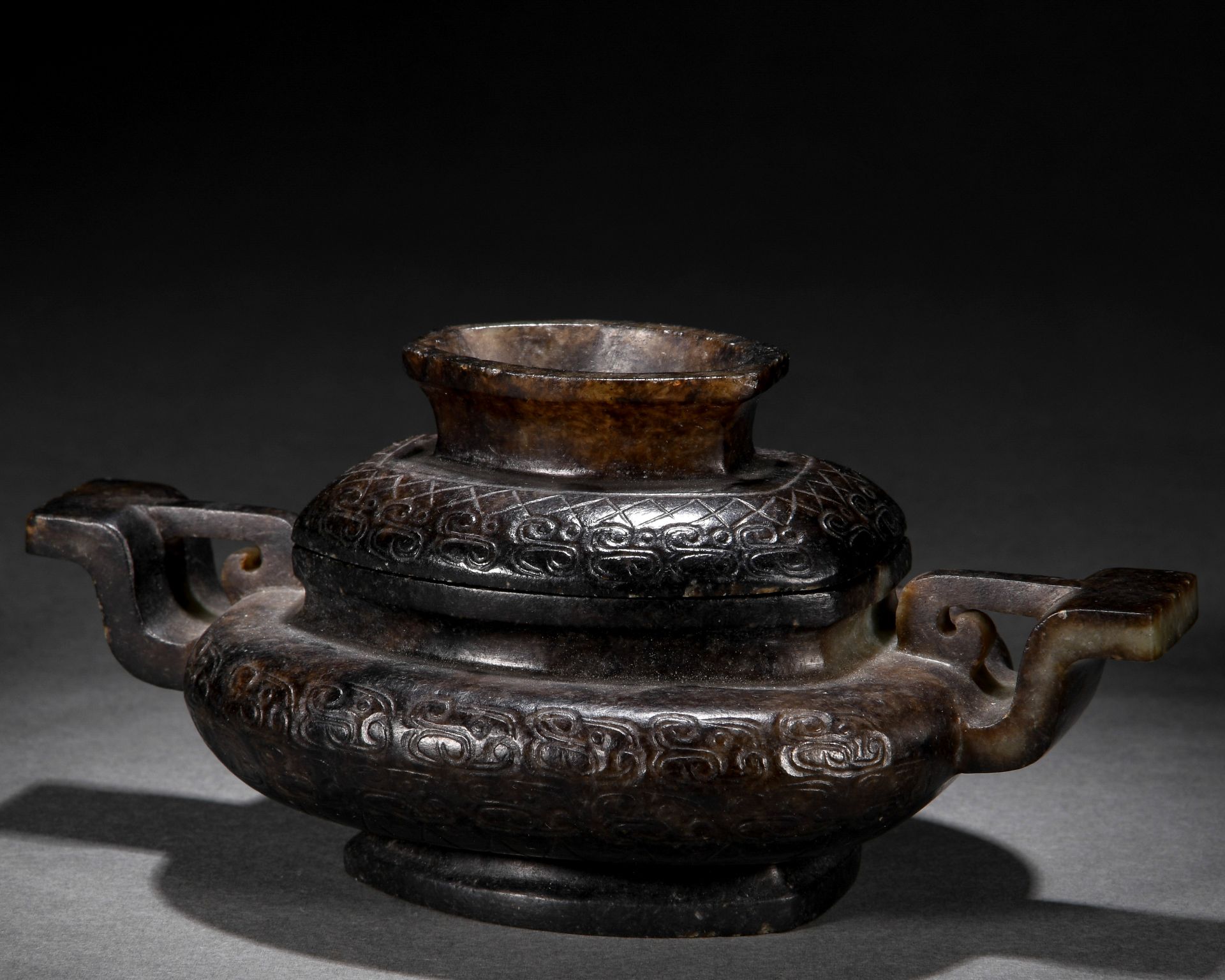 A Chinese Carved Jade Censer with Cover - Image 2 of 8